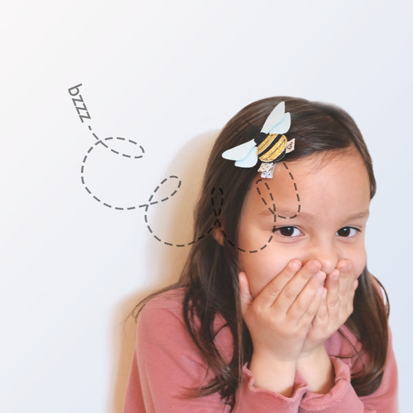 Your girl will buzz with delight with our adorable bee hair clip.