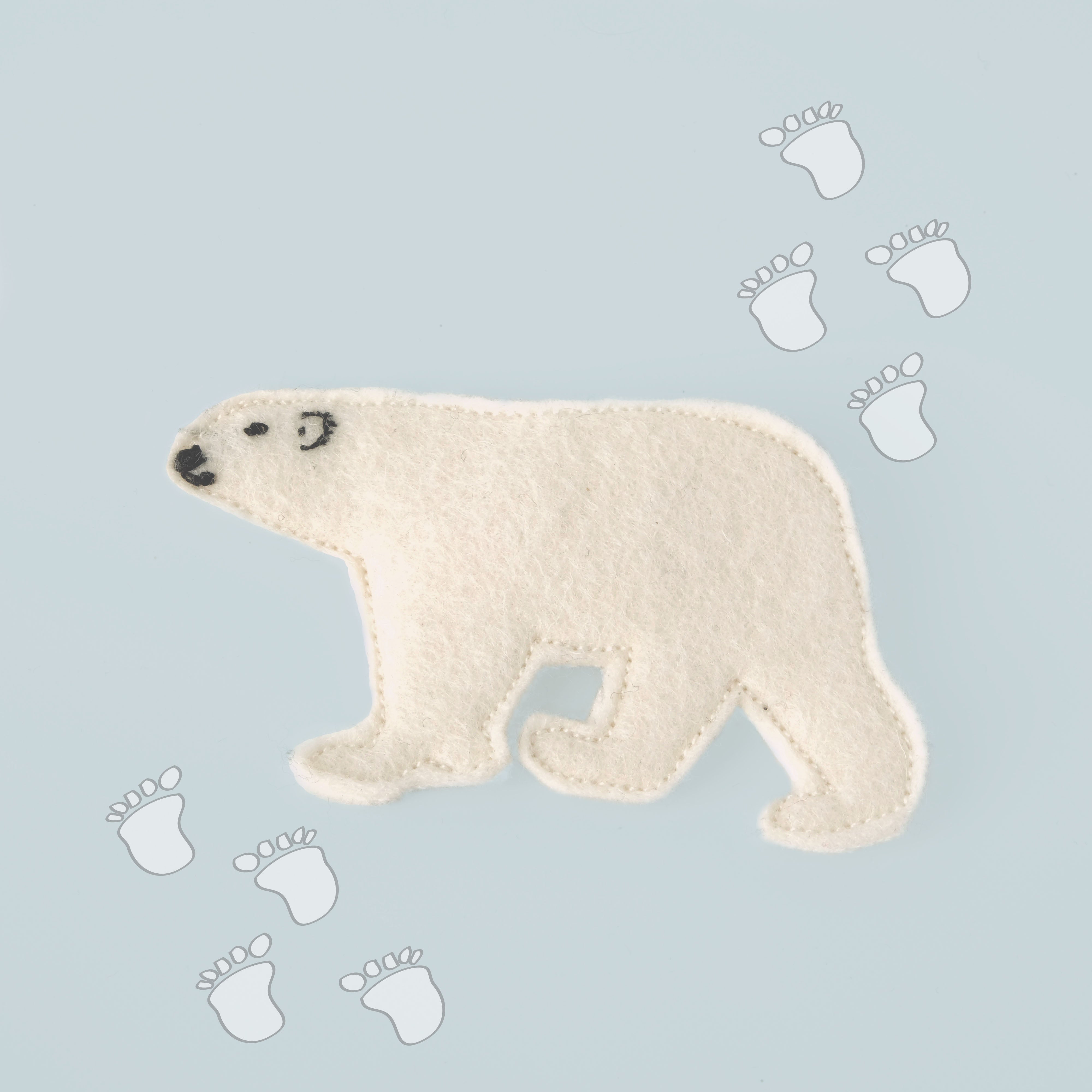 Polar bear hair clip feature.