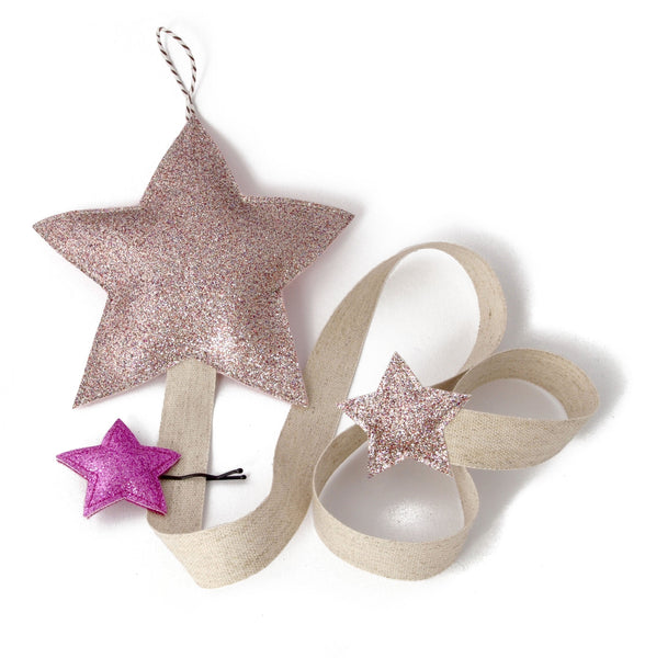 Star shaped hair clip holder that will keep all your hair accessories in on special place.  Available in multiple colors.