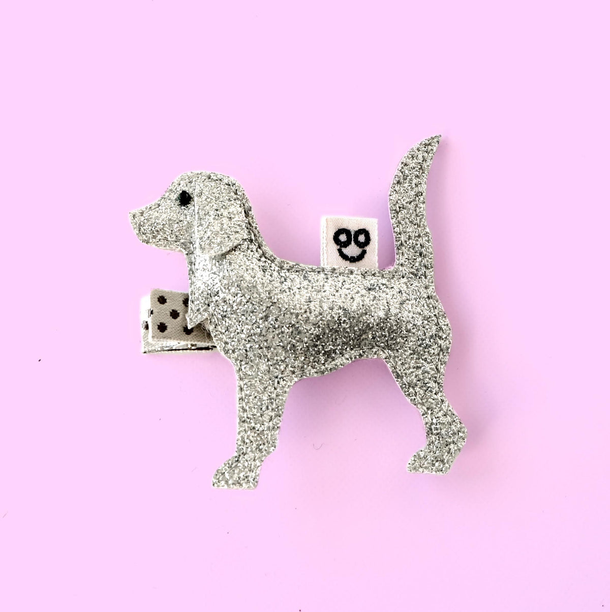 An adorable Labrador puppy hair clip for your little dog lover.